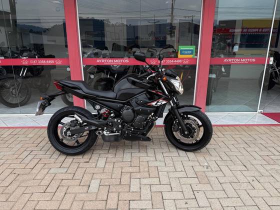 YAMAHA XJ6 N 